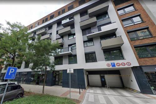 2 room apartment, Old City, building - Stein