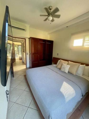 The Oaks Luxury Condo,Tamarindo
