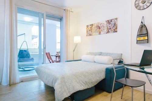 Postel nebo postele na pokoji v ubytování BLUE BAY GUEST HOUSE (IUN F0372)