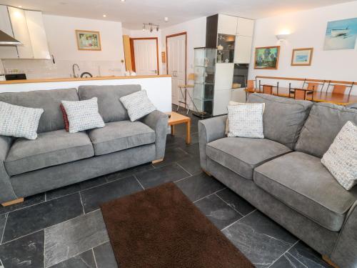 White Lodge Apartment – Photos 3