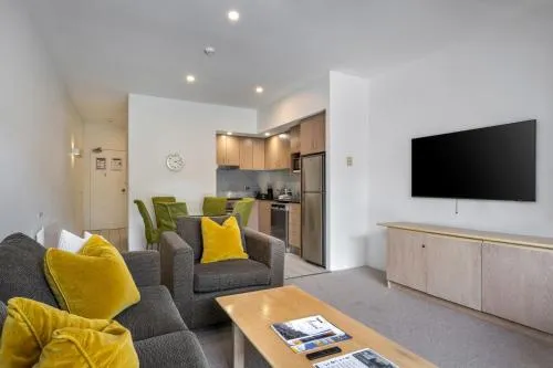 Lantern 1 bedroom terrace with car space and panoramic view picture