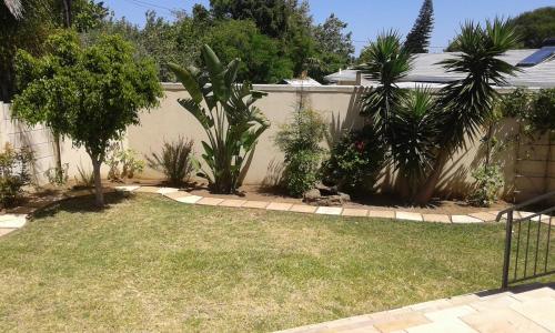 Jardín al aire libre en Getaway Self-Catering Panorama