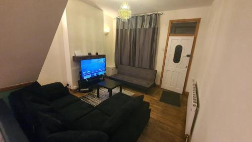 Spacious 2 Bedroom Home in Birmingham photo 14