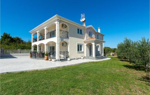 Amazing Apartment In Buje With Wifi