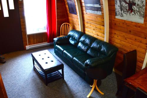 Gallery image of Red Shutter Cabin in Rossland