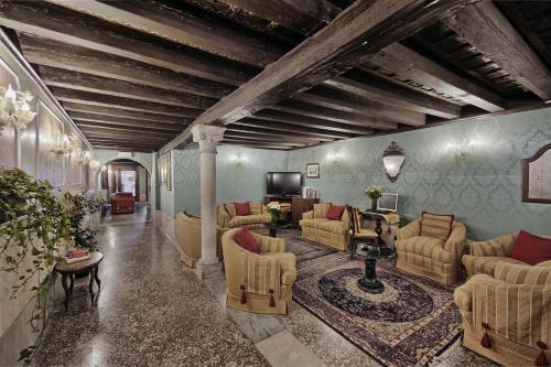 ヴェネツィアにあるホテル パウサニアのギャラリーの写真
