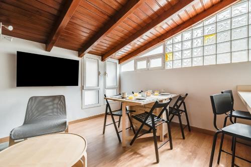 Home2Book Charming Beachside Retreat Las Canteras