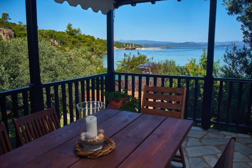 Gallery image of Villa The Cosy Olive in Ormos Panagias