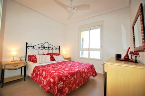 Posteľ alebo postele v izbe v ubytovaní Very nice apartment with see views