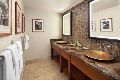 Φωτογραφία από το άλμπουμ του The Royal Hawaiian, A Luxury Collection Resort, Waikiki στη Χονολουλού