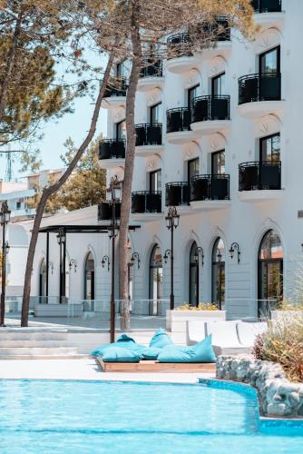 Bazén v ubytování Diamma Resort Conference & Spa nebo v jeho okolí