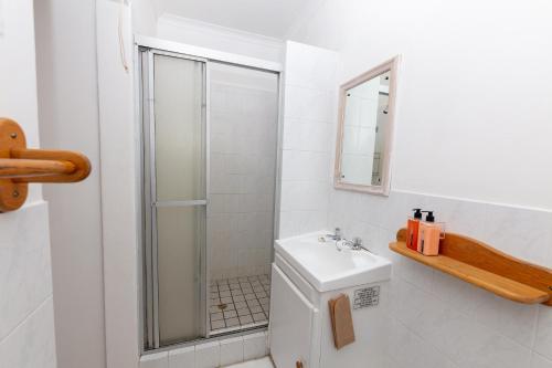 Ένα μπάνιο στο Nothando Backpackers Lodge