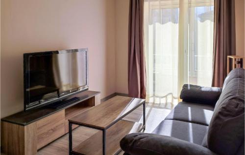 Awesome apartment in Manosque with WiFi and 1 Bedrooms