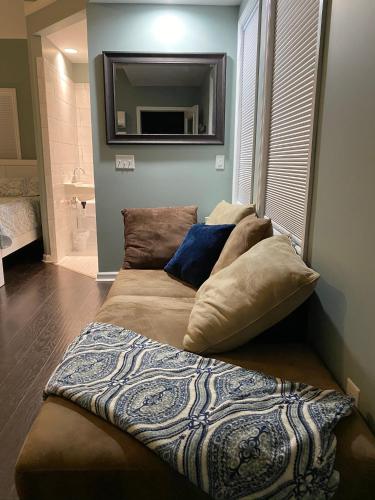 Studio at Miller Lake – Photos 5
