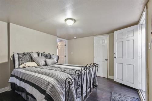Gallery image of Historic Cottage 3 mins to the French Qtr. Sleeps 12 in New Orleans