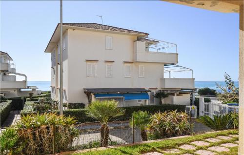 Awesome Apartment In Marina Di Ragusa With Wifi And 2 Bedrooms