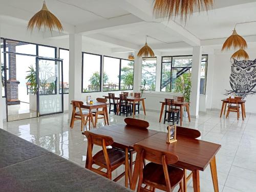 En restaurang eller annat matställe på Batur view Homestay