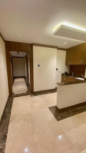 Η κουζίνα ή μικρή κουζίνα στο فندق رويال فيستا Royal Vista Hotel