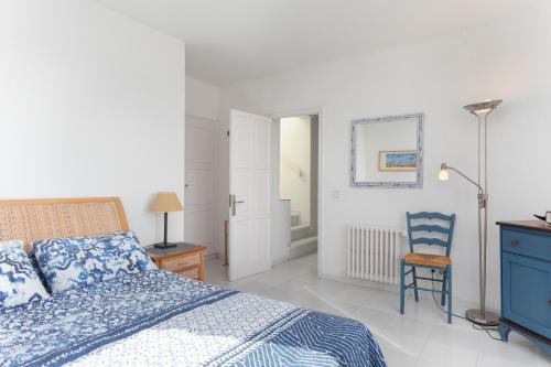 Ένα ή περισσότερα κρεβάτια σε δωμάτιο στο El Colomar