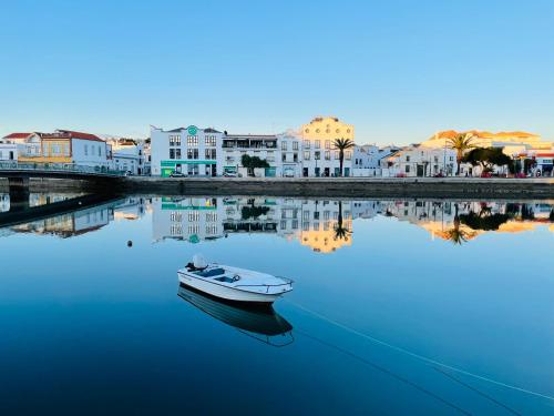 Central Tavira apartment with balcony, Casa Cristina