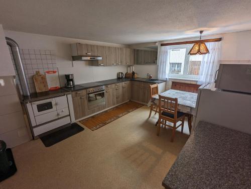 Kuchyň nebo kuchyňský kout v ubytování Ferienhaus Fatlar
