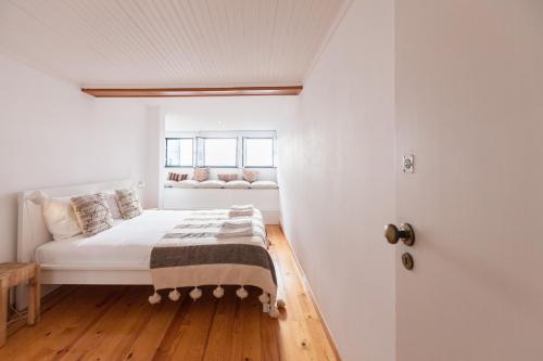 FLH Alfama Mezzanine with River View