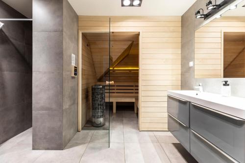 Koupelna v ubytování APARTAMENT No 1 MOUNTAIN VIEV Sauna Priv okolice Zakopane Czorsztyn Kluszkowce