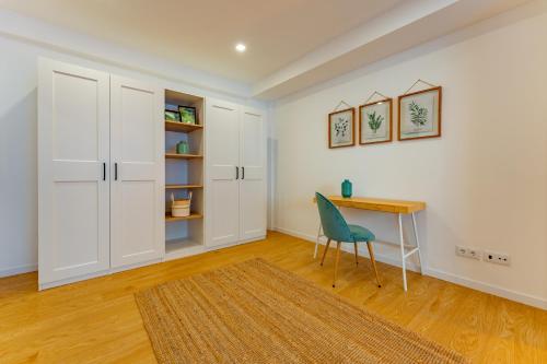 FLH Funchal Spacious Apartment with Balcony