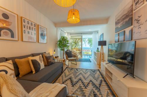 FLH Funchal Spacious Apartment with Balcony