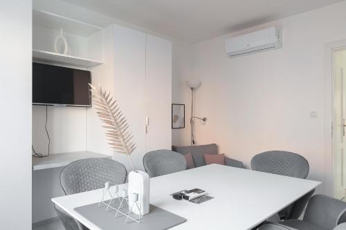 Skolska Winter Terrace apartment