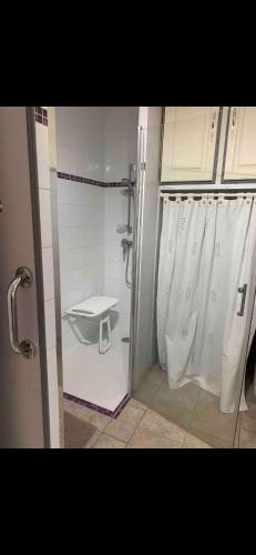 Kúpeľňa v ubytovaní Le Kerioubet - B&B au cœur du Pays d’Auge