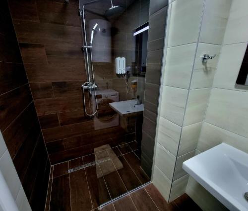 Ένα μπάνιο στο Exclusive & Modern Apartment