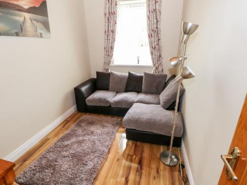 Cherry Tree Cottage tesisinde bir oturma alanı