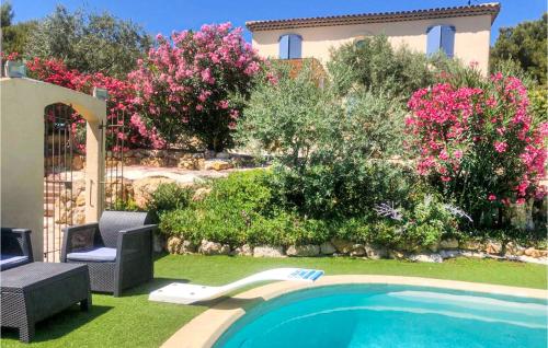 Awesome Home In Rognac With Outdoor Swimming Pool, Wifi And 3 Bedrooms