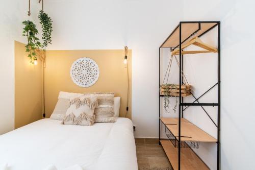 Renew Yourself at an Unvarnished City Hideaway
