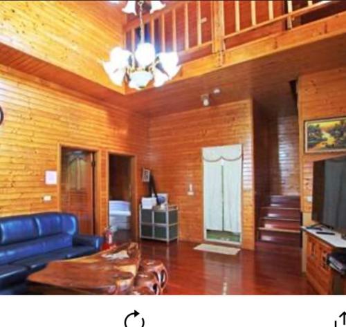 TV a/nebo společenská místnost v ubytování Yun Hsiang Zhan Chalet