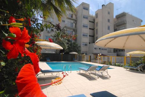 Gallery image of Sunflower Hotel Apartments in Larnaca