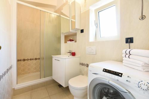 Bany a Apartment Kokolo