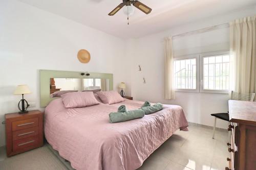 2 bedroom in Carabeo with pool and seaview