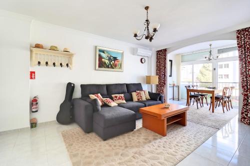 2 bedroom in Carabeo with pool and seaview