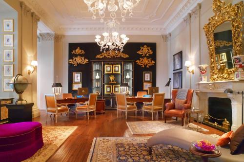 Area soggiorno di The St. Regis Florence