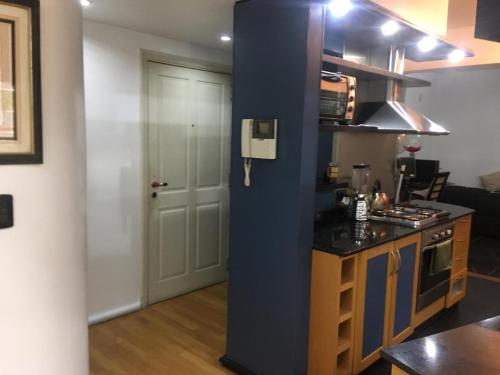 Una cocina o kitchenette en Palermo-Las Canitas- Luxury! 100 MIL PESOS POR NOCHE