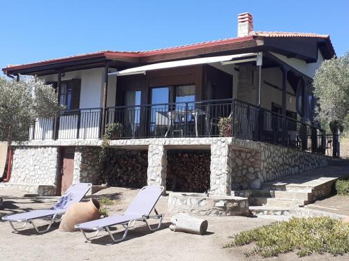 Fotografie z fotogalerie ubytování Seaside Villa Hatzi v destinaci Lagomandra