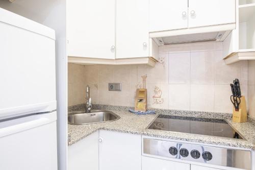 Las Damas 14-B Sea View Levante Beach