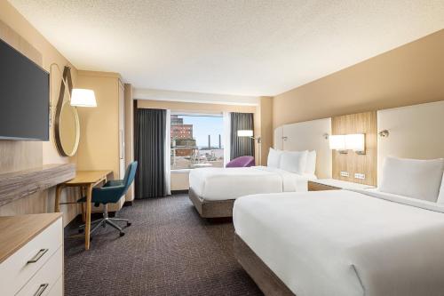 Crowne Plaza Cleveland at Playhouse Square, an IHG Hotel Image