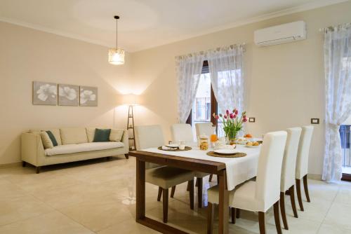 Posezení v ubytování HomeAway Salerno