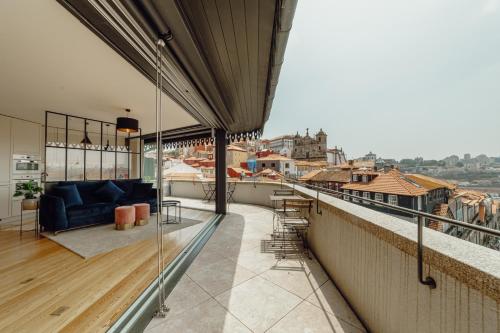 Downtown Penthouse With River View by Vacationy
