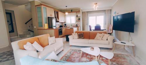 Peaceful living, The Golden Guest House