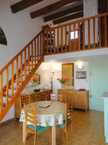 BAIE DES ANGES I Joli T2 mezzanine piscine proche plage Richelieu Cap d'Agde