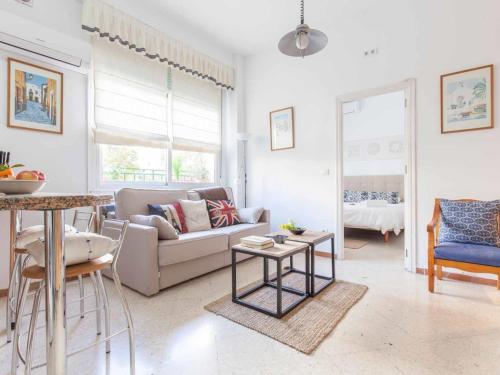 Chic&luminoso Wifi AC Elegante apt en el Salvador 1 HAB